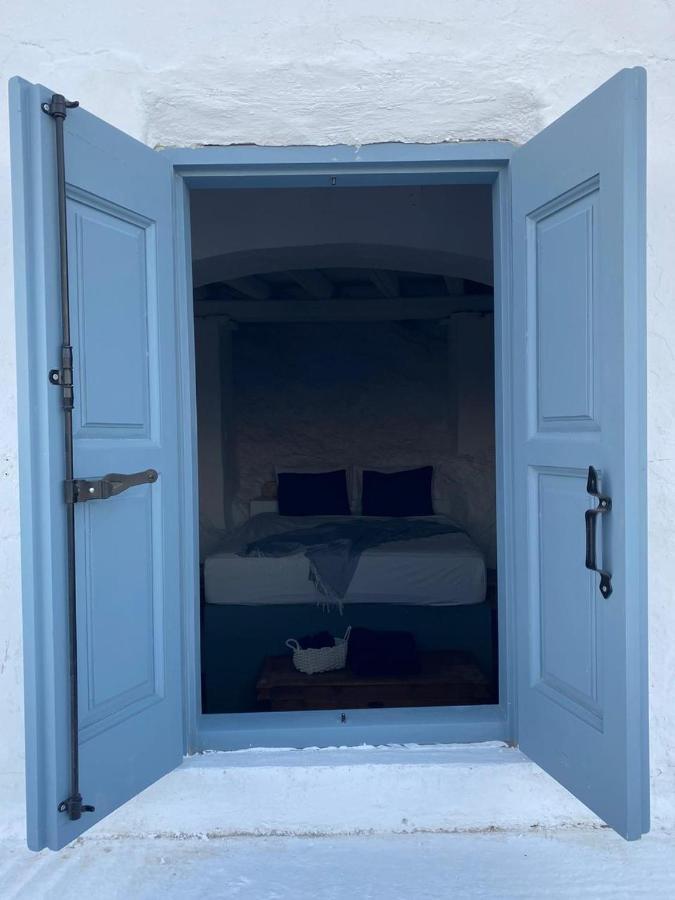 Windhouses Serifos المظهر الخارجي الصورة