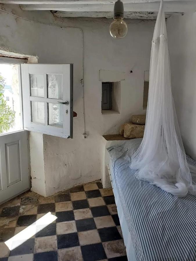 Windhouses Serifos المظهر الخارجي الصورة